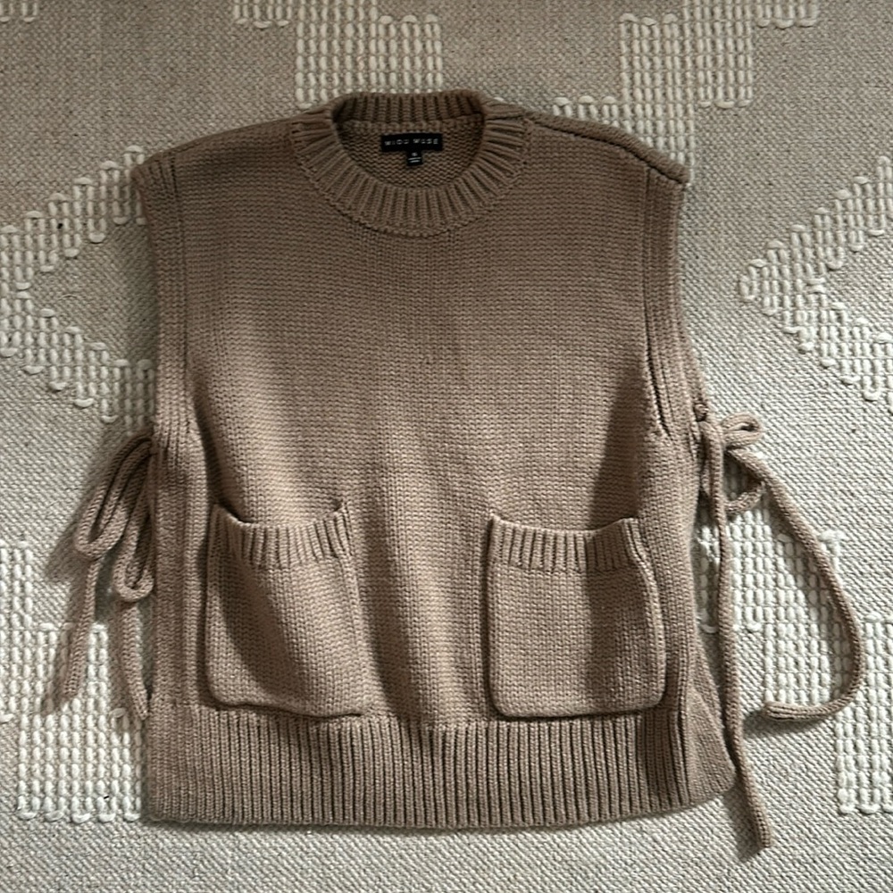 MIOU MUSE Sweater with open sides